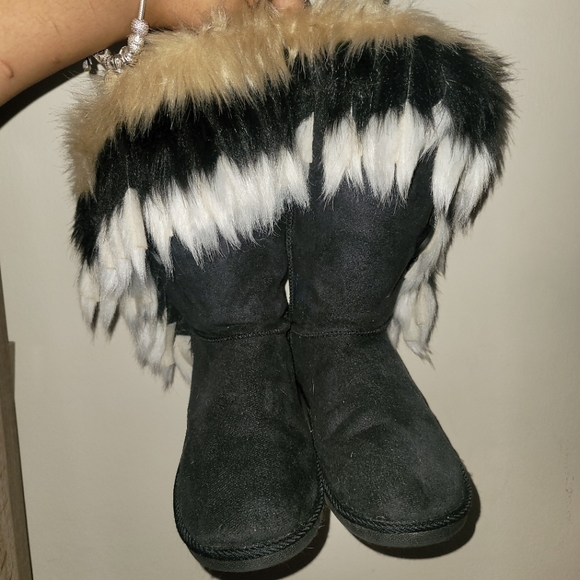 Shoe Dazzle Shoes - 💎Fur Boots💎